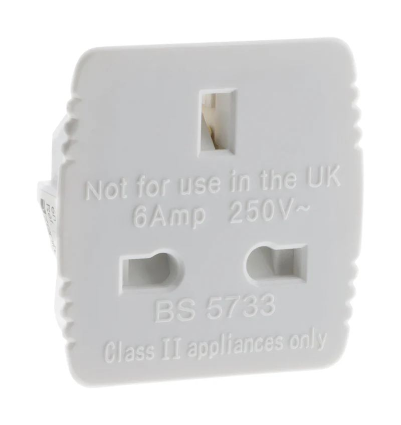 Adaptateur voyage France/UK - Zenitech
