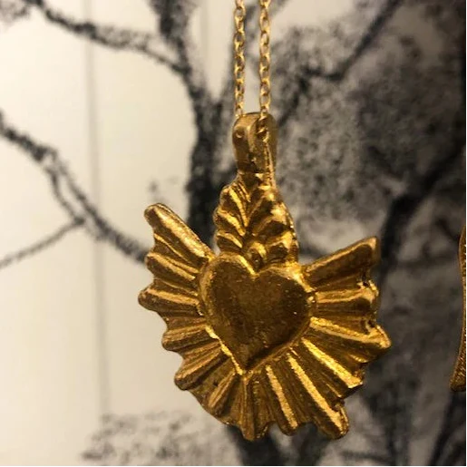 Collier sautoir en laiton coeur sacré - Boncoeurs