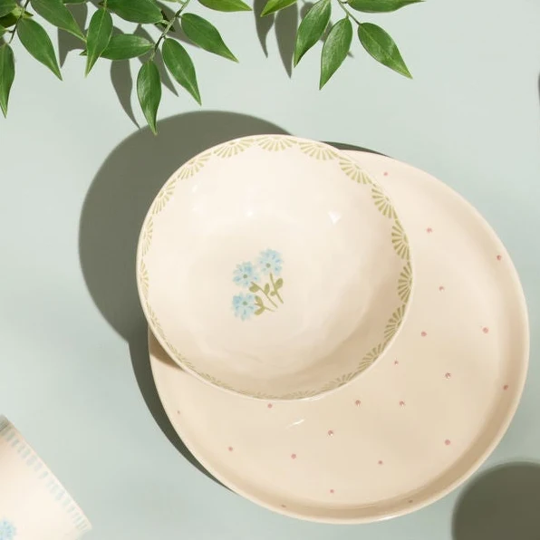 Grand bol en grès - Motif quadrillé et décor floral