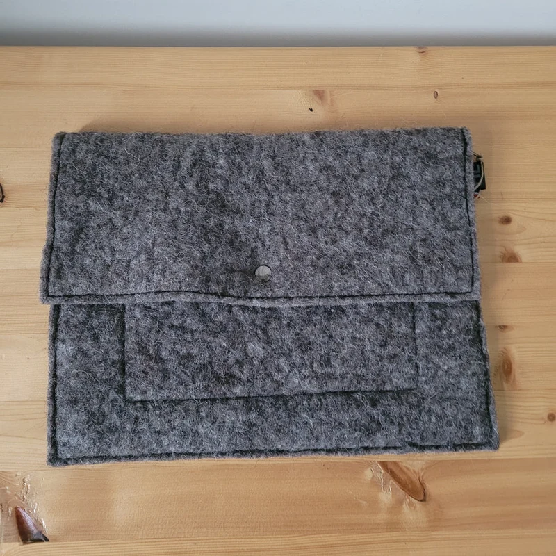 Housse pour tablette en laine - Fabrication artisanale de Bretagne