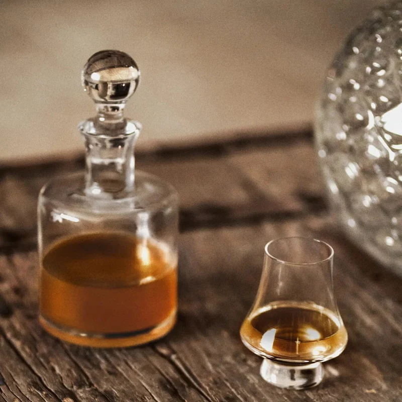 Carafe en verre pour le vin, le whisky