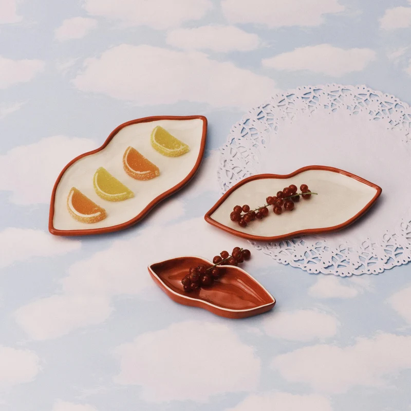 Plats de service en forme de lèvres, set de 3, collection Les Objets Mouleversants - Serax