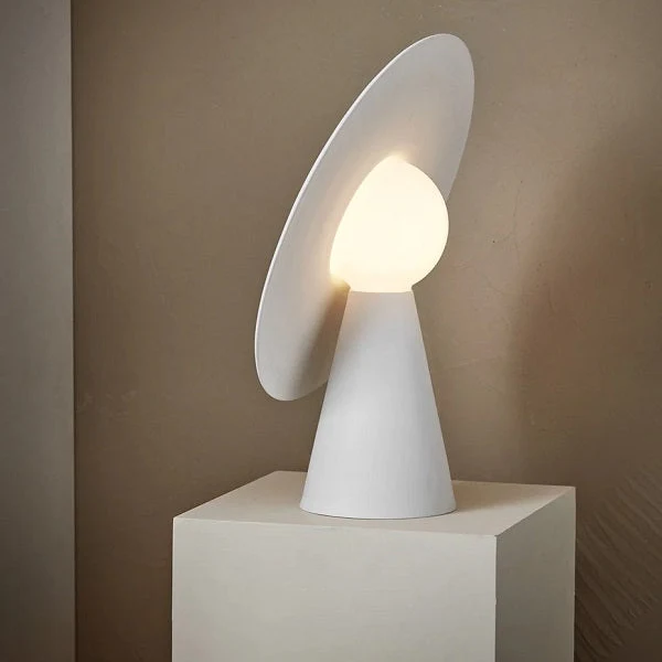 Lampe de table design en céramique blanche Chapeau - Moebe