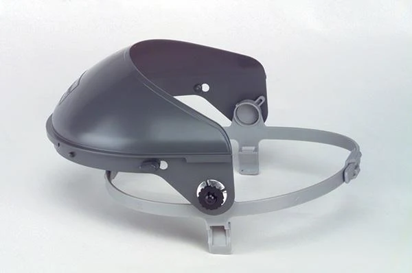 VISOR HIGH PERFORMANCE PROPRIONATE 9.75X19X0.06" SHADE 5