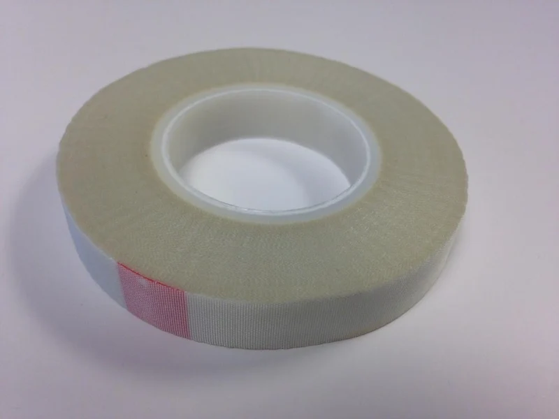 FIBERGLASS TAPE 66' + 10 TRACE LABELS