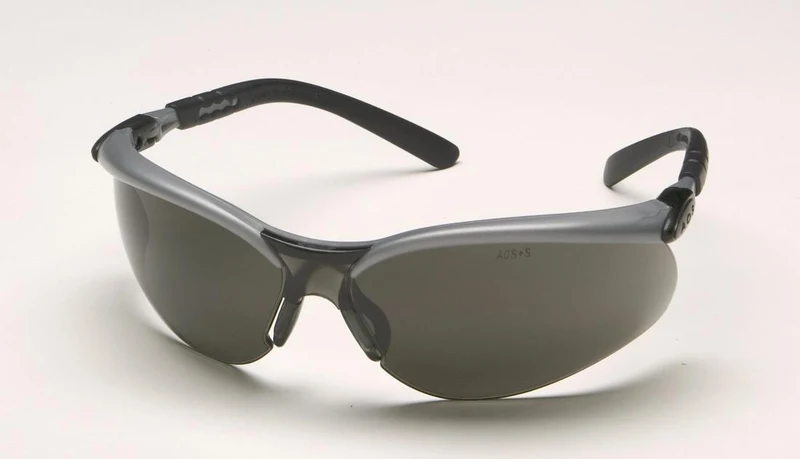 SAFETY GLASSES SILVER/BLACK FR ANTI-FOG LENS GRAY