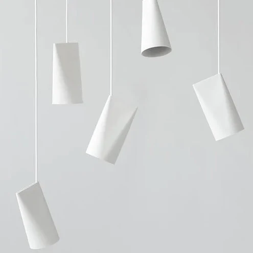 Suspension en céramique blanche design 2 tailles - Moebe
