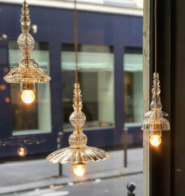 Suspension artisanale en verre recyclé Le buffet de Granny modèle B