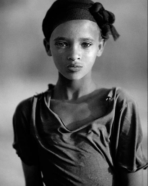 Portrait numéroté de Serge Anton : la jeune fille au turban