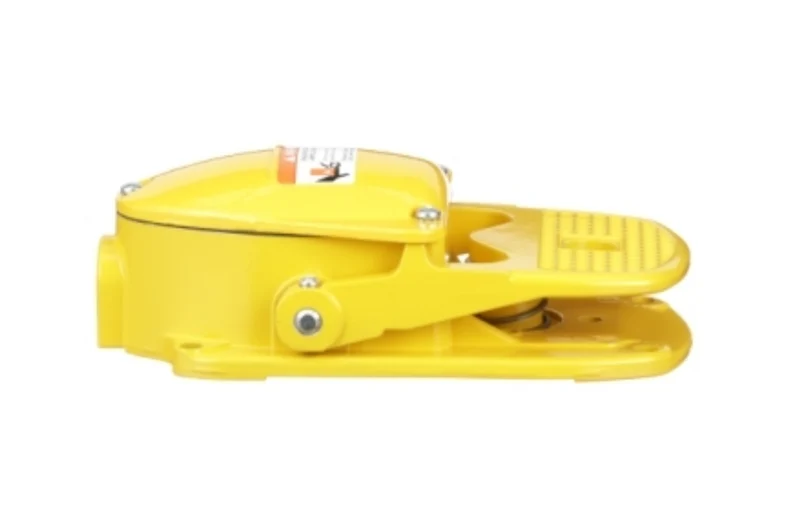 FOOT SWITCH SPDT SPRING RETURN UNSHIELDED